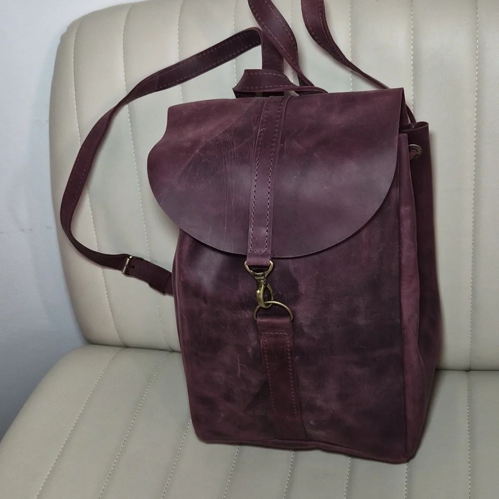 Leather Burgundy Backpack - Classic Minimalist Design Travel Vintage Gorpcore